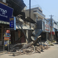 ဓာတ်ပုံကိုပြခန်းကြည့်ရှုသူသို့တင်ပါ။Myanmar Earthquake Relief - Safe Water Campaign for MAG Community
